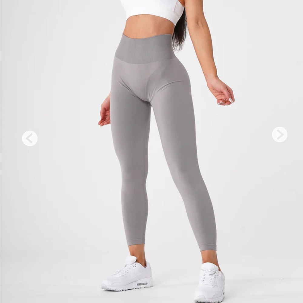 Light Grey NVGTN Solid Seamless Leggings